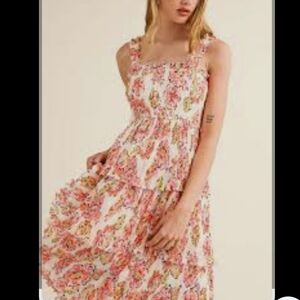 Reset By Jane smocked top Floral Tiered Maxi Dress Size S new with tags